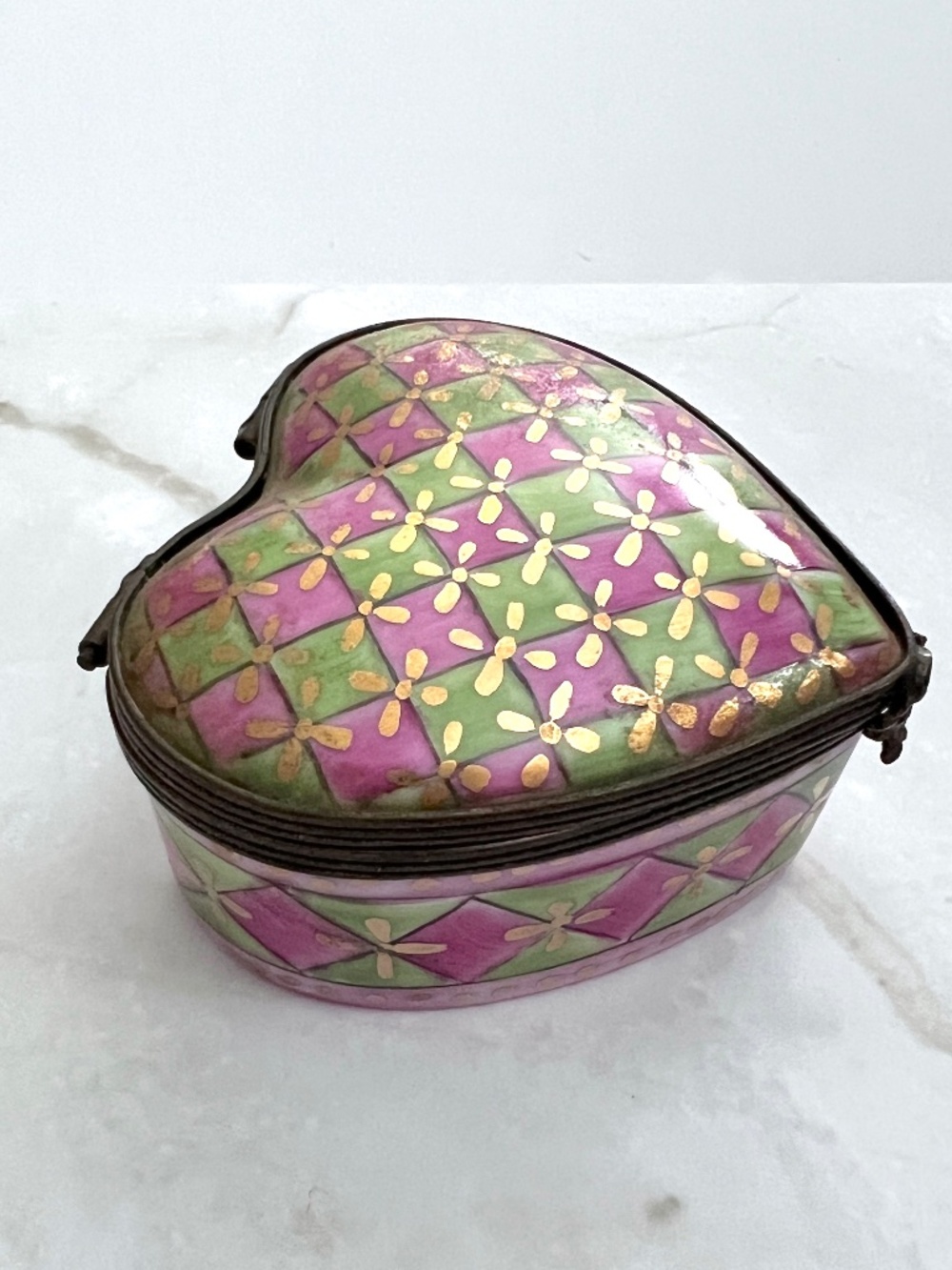 Limoges France Chamart Peint Main Heart Trinket Box, Pink Green Checkerboard